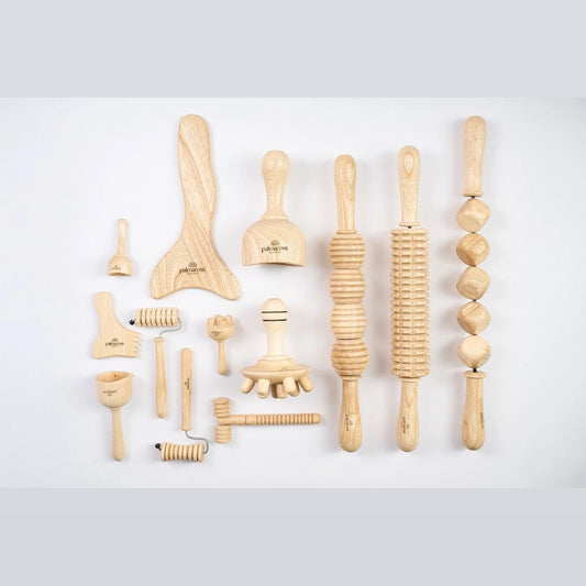Maderotherapie Set 13-teilig aus Naturholz komplett ausgelegt